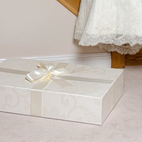 Wedding-Dress-Travel-Box